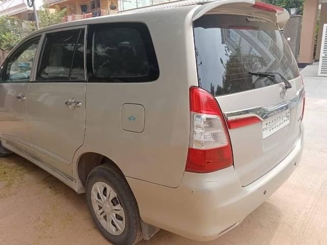 https://images10.gaadi.com/usedcar_image/4252530/original/processed_eda9dc2a-60dd-47ac-8836-3cf8a7bf20c9.jpeg?imwidth=6402