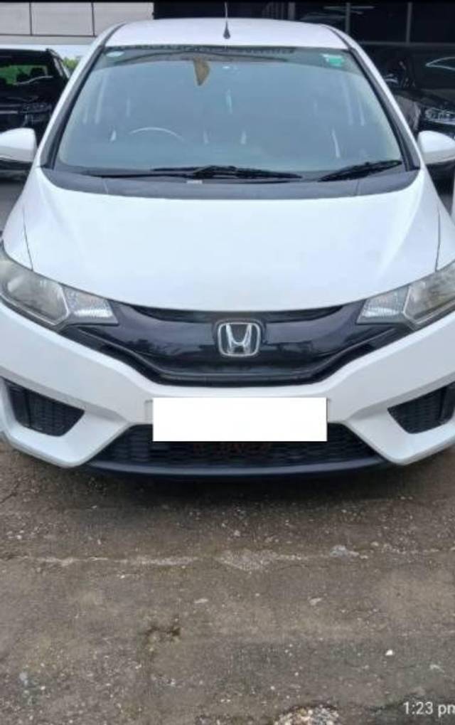 https://images10.gaadi.com/usedcar_image/4252653/original/processed_f2768de9-352d-40c4-864b-489b42a2806f.jpg?imwidth=6400