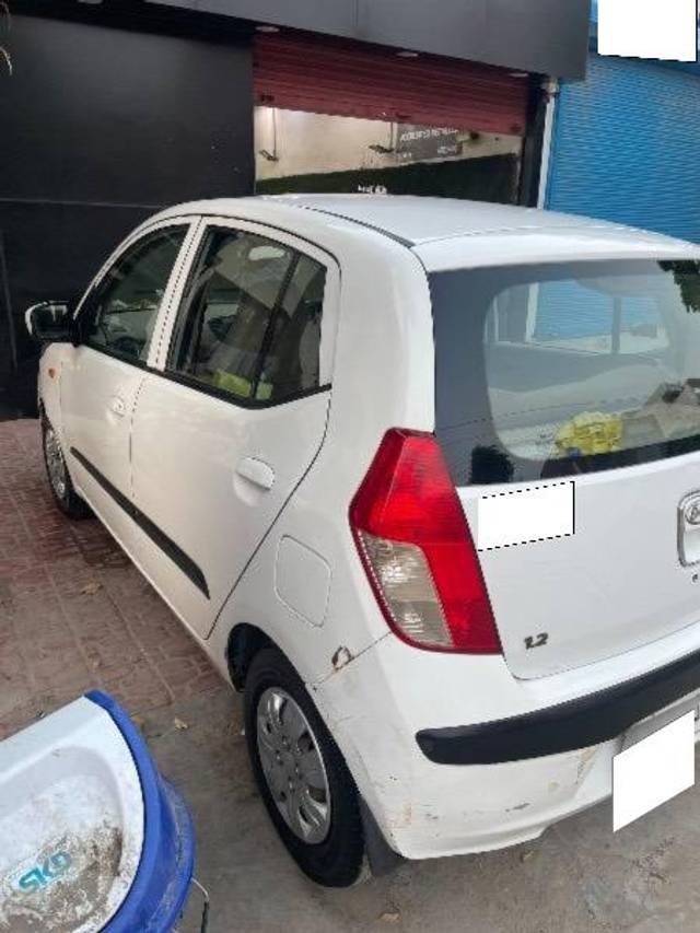 https://images10.gaadi.com/usedcar_image/4252706/original/processed_362accfc-341a-427c-b166-234334ff4dd4.jpeg?imwidth=6401