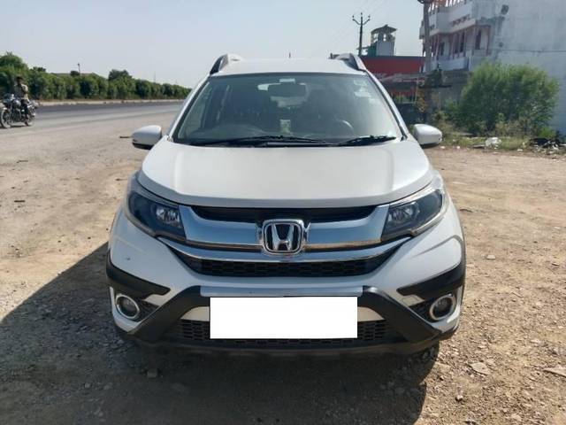 https://images10.gaadi.com/usedcar_image/4252760/original/processed_692e1626-2eaa-40f5-8ee1-a7dad8c2319b.jpg?imwidth=6400