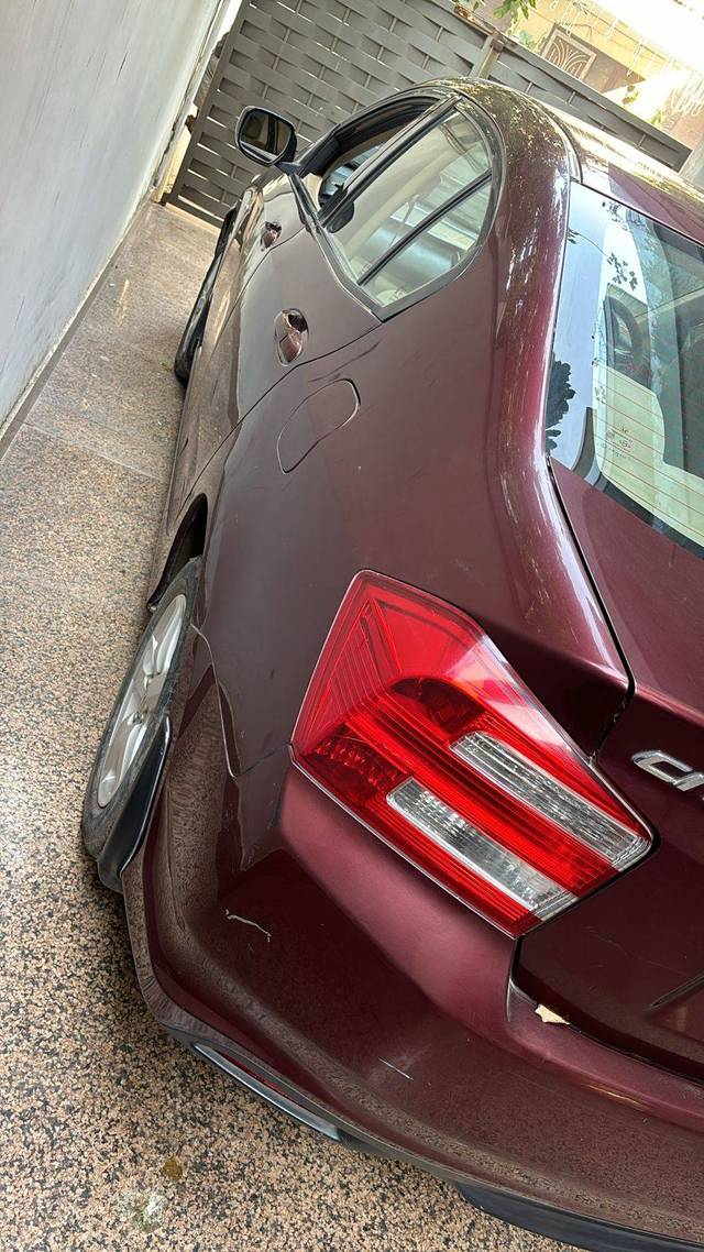 https://images10.gaadi.com/usedcar_image/4252919/original/da0fc412dd2a746c4608431dd40ccc75.jpg?imwidth=6401