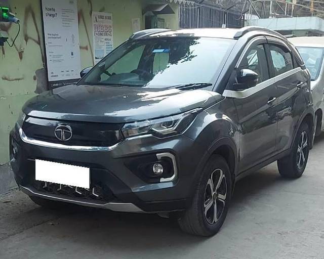 https://images10.gaadi.com/usedcar_image/4253004/original/efcffe6114fbb93cbb7a866ff0fc71c1.jpeg?imwidth=6402