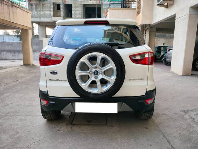 https://images10.gaadi.com/usedcar_image/4253130/original/processed_f860639cb65a8bf9763fc74a2a2f7aa0.jpg?imwidth=6402