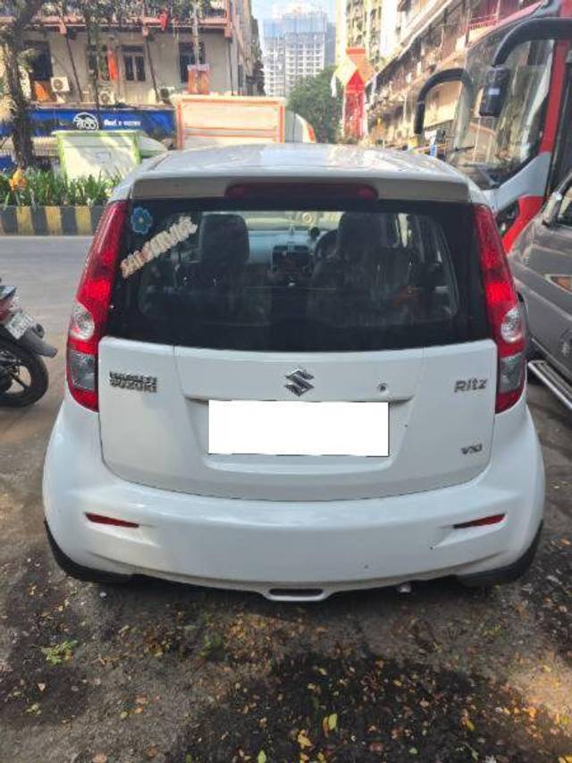 https://images10.gaadi.com/usedcar_image/4253160/original/4b80af326279e551978a690b978408e6.jpg?imwidth=6401