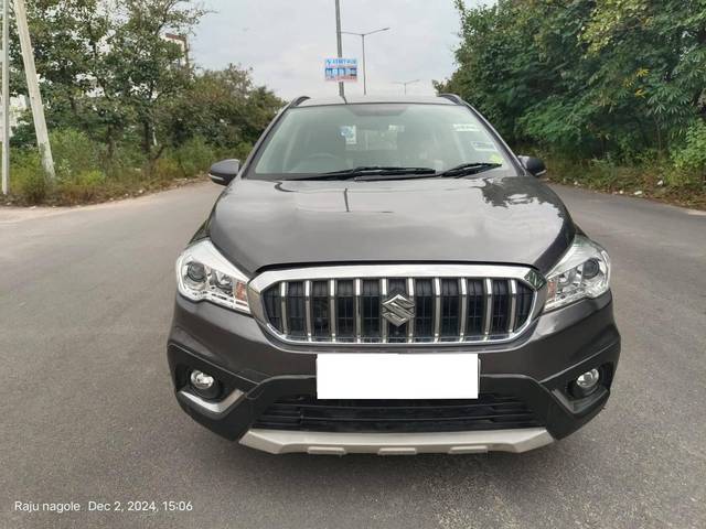 https://images10.gaadi.com/usedcar_image/4253243/original/processed_45de9e6bfe5d284226100d922b0b6419.jpg?imwidth=6400