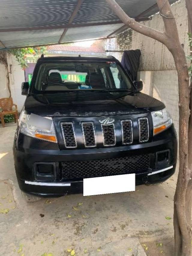 https://images10.gaadi.com/usedcar_image/4253280/original/processed_6f7aa18e-7ab5-4b05-9ef6-4b7c16a08d4b.jpg?imwidth=6400