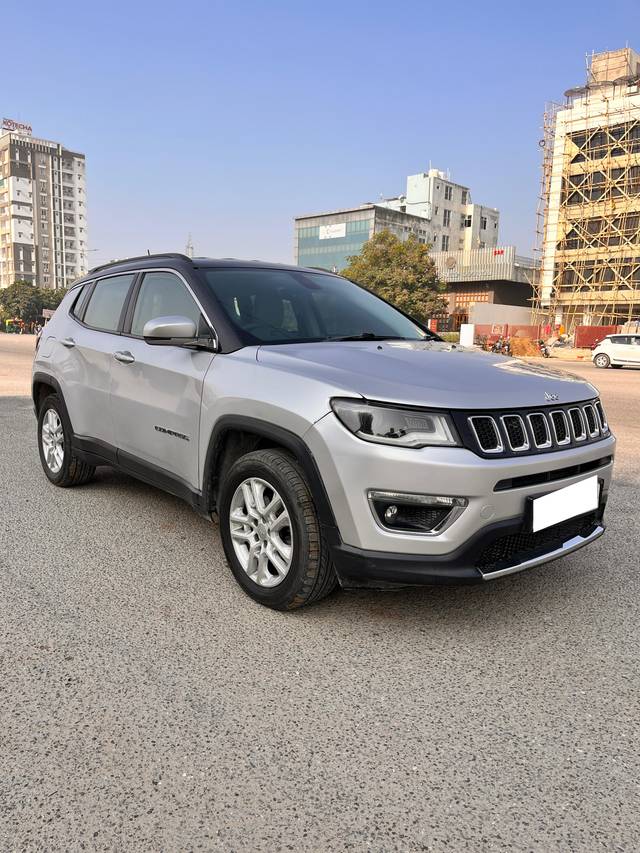 https://images10.gaadi.com/usedcar_image/4253298/original/processed_d4986dec1443079a94bac07d7dd9b969.jpg?imwidth=6400