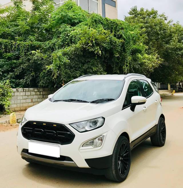 https://images10.gaadi.com/usedcar_image/4253400/original/processed_355c02db4ea713d4c05d72128fecc9df.jpeg?imwidth=6402