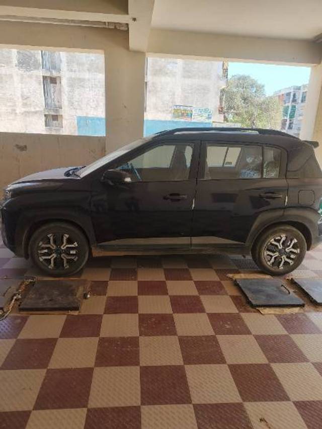 https://images10.gaadi.com/usedcar_image/4253415/original/106fb2e677612fcebe8c937cdb3a8db2.jpg?imwidth=6402