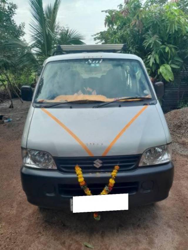 https://images10.gaadi.com/usedcar_image/4253473/original/processed_54663253-8e5d-4f76-97f5-f27fc30ff555.jpg?imwidth=6400