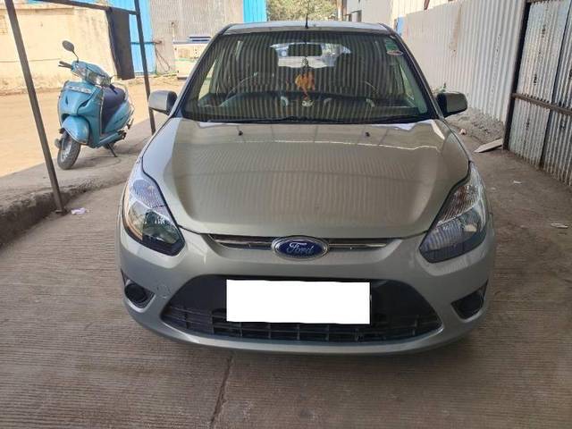 https://images10.gaadi.com/usedcar_image/4253676/original/097309083a33ce9670a46eec18c02662.jpg?imwidth=6400