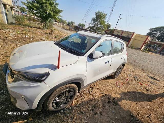 https://images10.gaadi.com/usedcar_image/4253703/original/processed_2814282c-c95a-4cb1-a048-4afb0b1c89ee.jpg?imwidth=6400