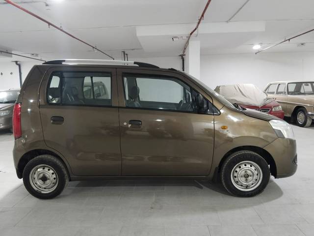 https://images10.gaadi.com/usedcar_image/4253712/original/43c1c33ed3537b3f017a68637f51a5fa.jpg?imwidth=6401