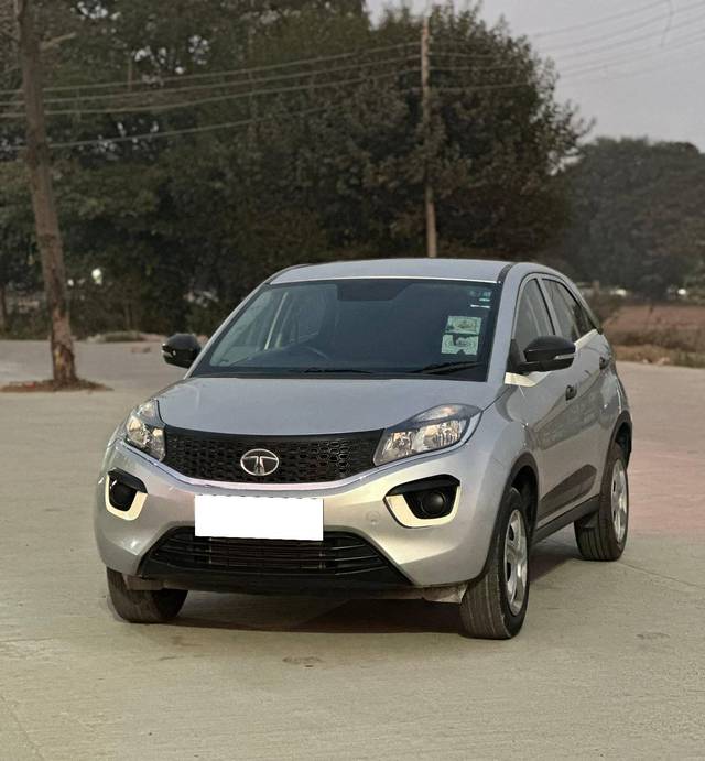 https://images10.gaadi.com/usedcar_image/4253924/original/processed_54b207f00035351a546e66e4cfc7424d.jpg?imwidth=6400