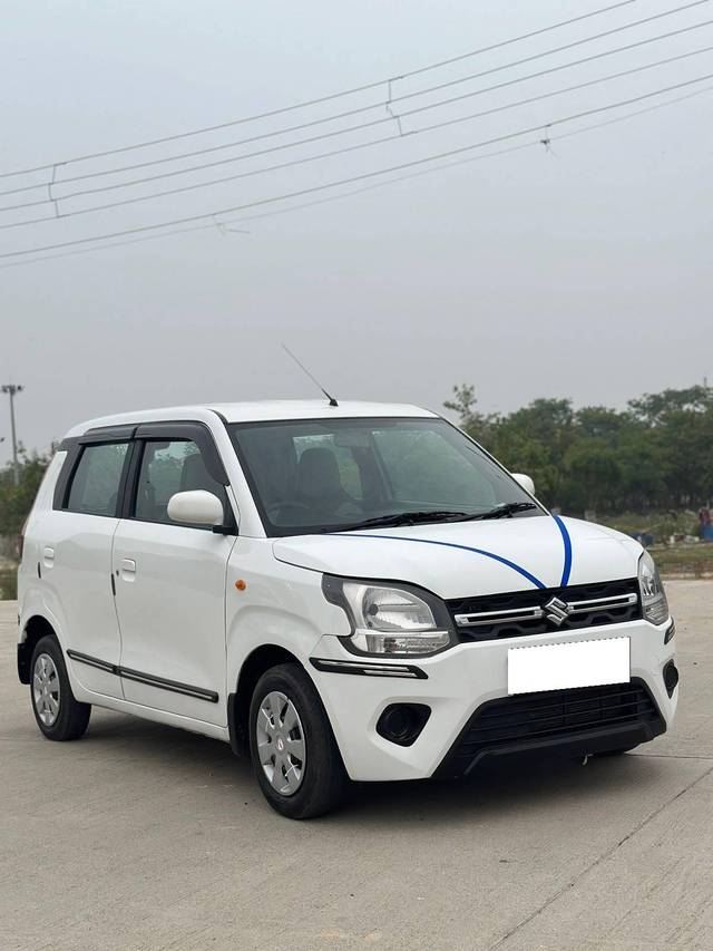 https://images10.gaadi.com/usedcar_image/4253946/original/processed_47d90da55c15f019bfe2a464b35bf14f.jpg?imwidth=6400