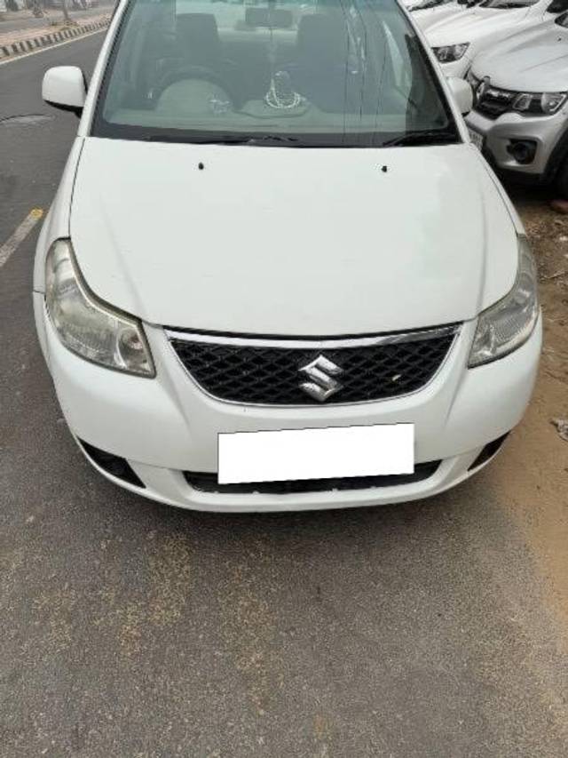 https://images10.gaadi.com/usedcar_image/4254311/original/processed_1d40e6ad-6d85-4a4e-8d2c-379757b25530.jpg?imwidth=6400