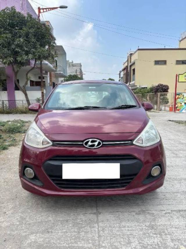 https://images10.gaadi.com/usedcar_image/4254440/original/processed_bf568515-8500-45df-8e21-17a118c59345.jpg?imwidth=6400