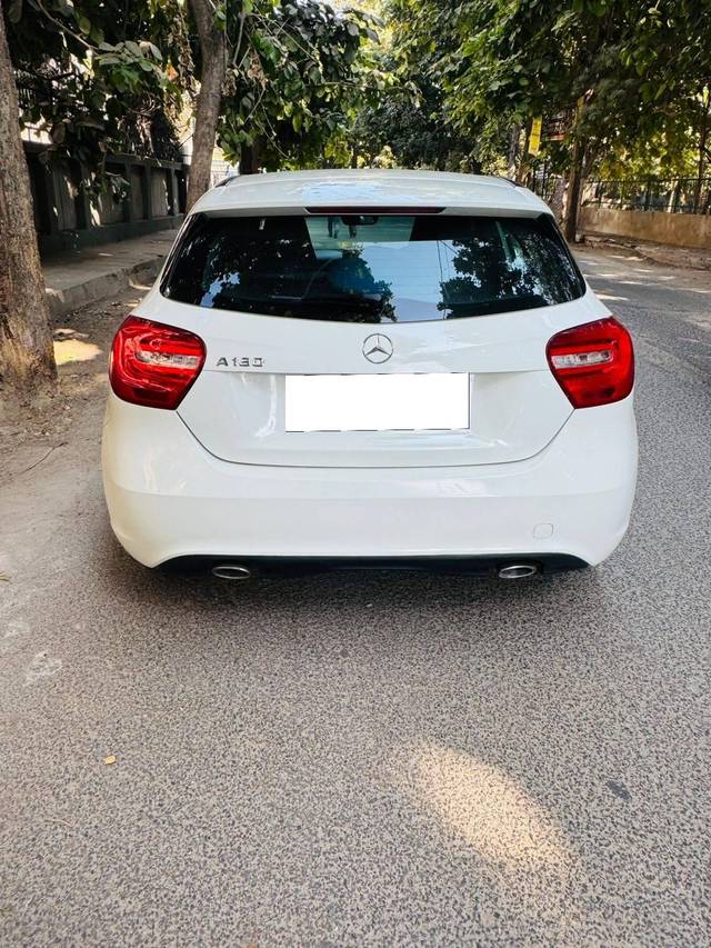 https://images10.gaadi.com/usedcar_image/4254513/original/processed_bd2a2edc7199fdbd83ca52ae480b2adc.jpeg?imwidth=6401