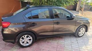 Honda Amaze 2016-2021 Honda Amaze E i-DTEC