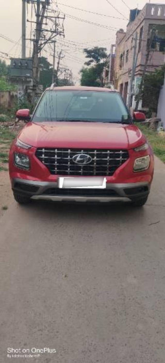 https://images10.gaadi.com/usedcar_image/4254561/original/processed_d9903060-8640-4dd3-ae04-7dc9bdd52958.jpg?imwidth=6400