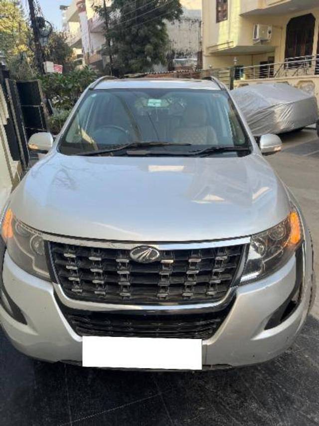 https://images10.gaadi.com/usedcar_image/4254600/original/e93aa50a44d9ce1a80ea1252351958c8.jpeg?imwidth=6400