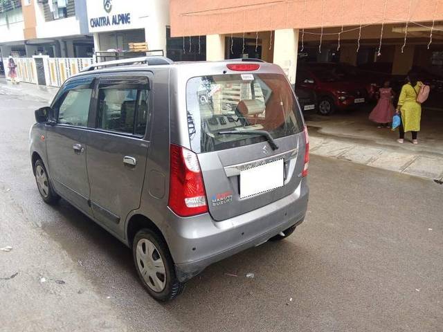 https://images10.gaadi.com/usedcar_image/4254608/original/514d1c617ca1471aee58fc593e864eed.jpeg?imwidth=6401