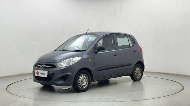 https://images10.gaadi.com/usedcar_image/4254835/original/1d32a3fc2754f939c252f3091bb6cc27.JPG?imwidth=6400