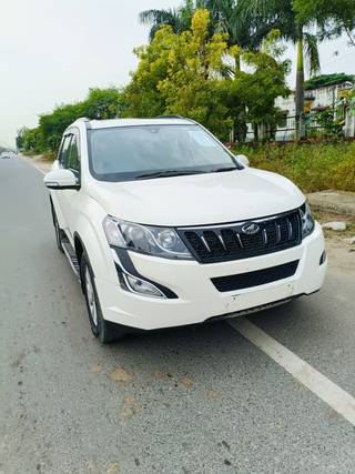 Mahindra XUV500 2011-2015 Mahindra XUV500 W11 FWD Diesel