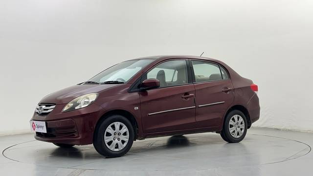 https://images10.gaadi.com/usedcar_image/4255230/original/71315ea50638dbfd99ffc010dd39c67b.JPG?imwidth=6400