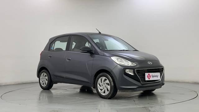 https://images10.gaadi.com/usedcar_image/4255250/original/776b76336689885f08b96dc4177779c1.JPG?imwidth=6400