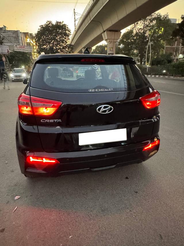 https://images10.gaadi.com/usedcar_image/4255337/original/processed_72000242bbbcc9f78b6c78ab771f2e3e.jpg?imwidth=6402