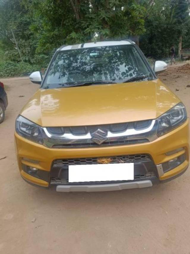 https://images10.gaadi.com/usedcar_image/4255375/original/processed_5cac3547-989d-41d0-9017-cd18548e5b1a.jpg?imwidth=6402