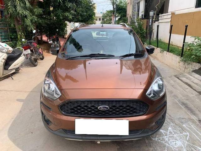 https://images10.gaadi.com/usedcar_image/4255394/original/processed_5d788ed2-4123-4864-9b89-34592b1106c4.jpg?imwidth=6402