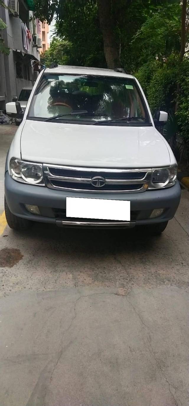 https://images10.gaadi.com/usedcar_image/4255449/original/processed_19fe9d7025b38e8951ad7b77353b2713.jpg?imwidth=6401