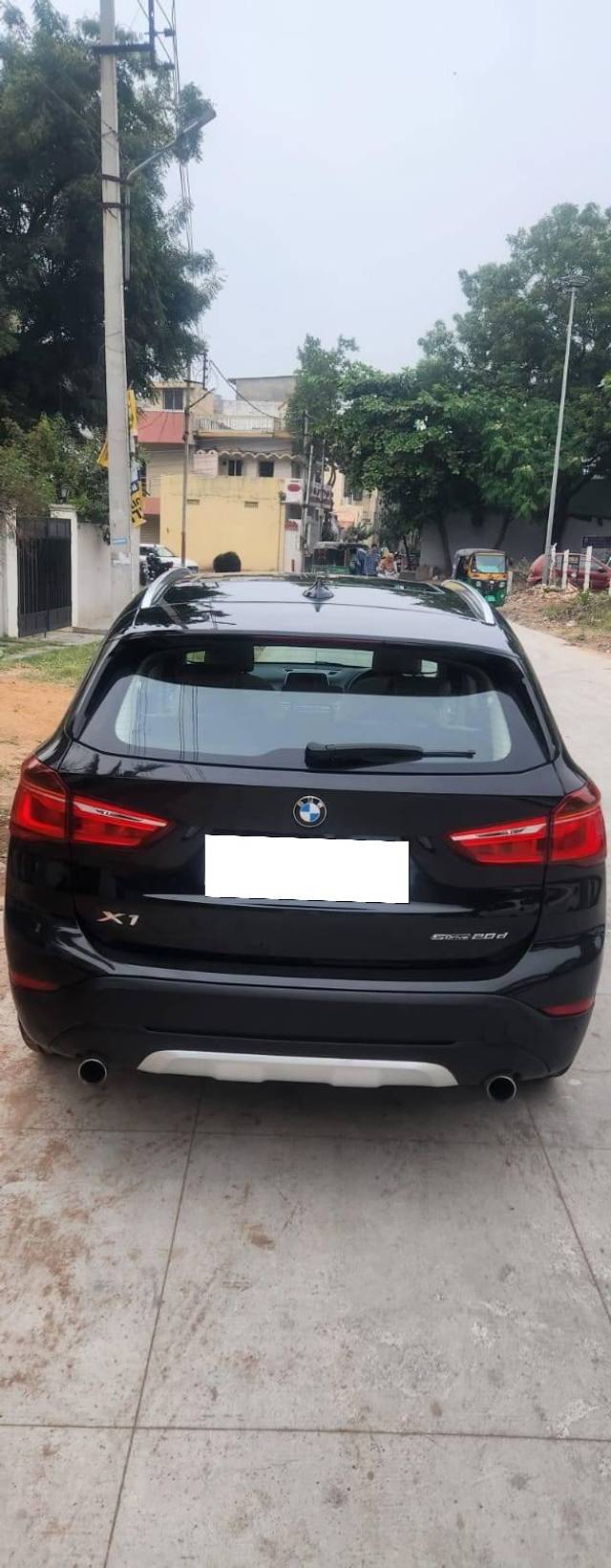 https://images10.gaadi.com/usedcar_image/4255526/original/processed_631aea2218ccb2b274039943e9e126a1.jpg?imwidth=6401