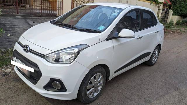 https://images10.gaadi.com/usedcar_image/4255597/original/processed_59de33e824740803f43cc90f500e856e.jpg?imwidth=6400