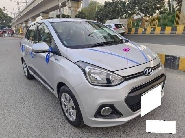 https://images10.gaadi.com/usedcar_image/4255624/original/processed_13b17f1a21e220b18951a9af3c500fa1.jpg?imwidth=6400