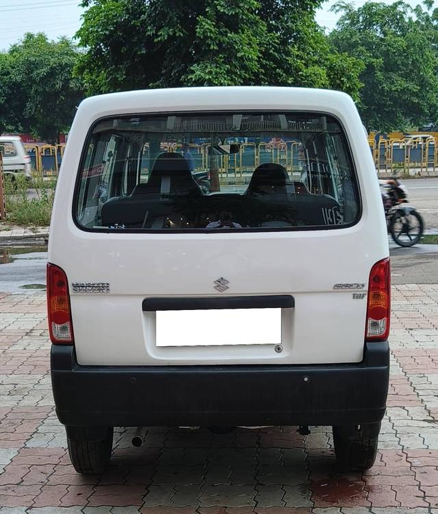 https://images10.gaadi.com/usedcar_image/4255645/original/processed_d9d74082e3984a5acbe139ba68ec449a.jpg?imwidth=6402