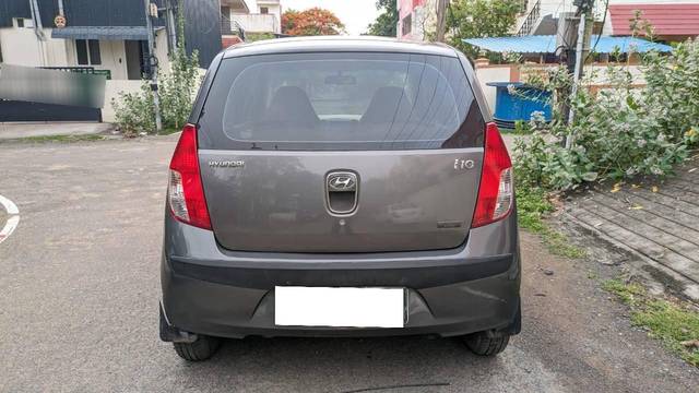 https://images10.gaadi.com/usedcar_image/4255714/original/processed_440844e26db0389d2dc919630065a335.jpg?imwidth=6401