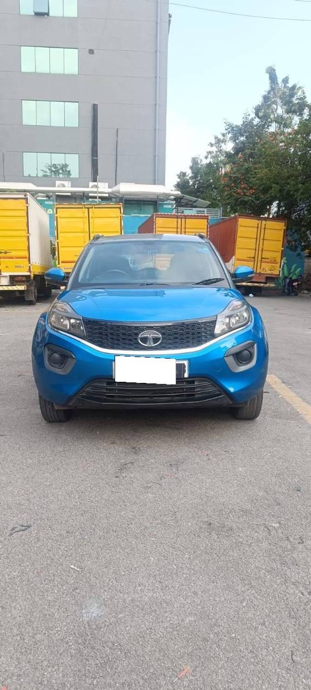 https://images10.gaadi.com/usedcar_image/4255745/original/processed_d05502afff117d829c5f826b7847850a.jpg?imwidth=6402