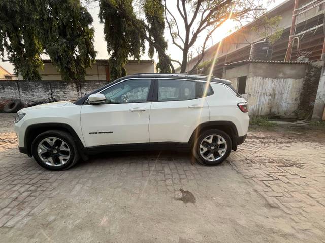 https://images10.gaadi.com/usedcar_image/4255919/original/processed_68f901ff-3ded-4f23-ab55-06b5cb6a37e9.jpeg?imwidth=6402