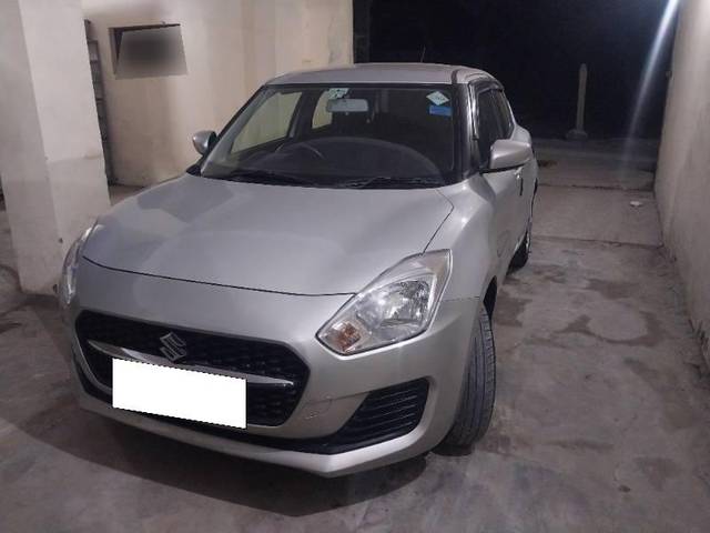 https://images10.gaadi.com/usedcar_image/4256174/original/processed_febf84bf-dd9b-4153-ab14-5096b7f3cbab.jpg?imwidth=6401