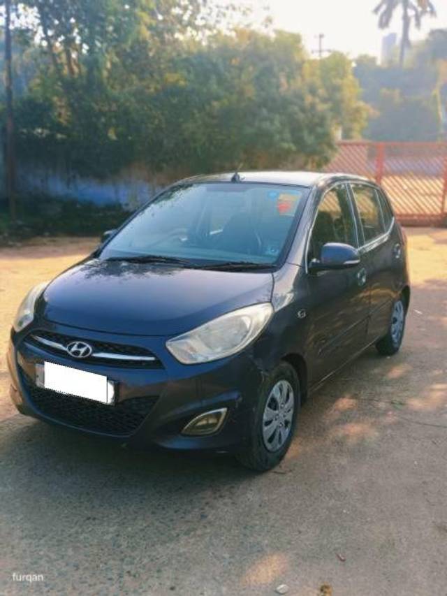 https://images10.gaadi.com/usedcar_image/4256208/original/processed_03f6019c-1107-453f-806a-04915301b9d4.jpg?imwidth=6402