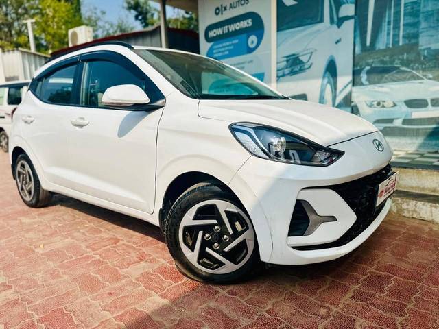 https://images10.gaadi.com/usedcar_image/4256210/original/processed_fe03077d2cf8fe126384ec70f3def726.jpg?imwidth=6400