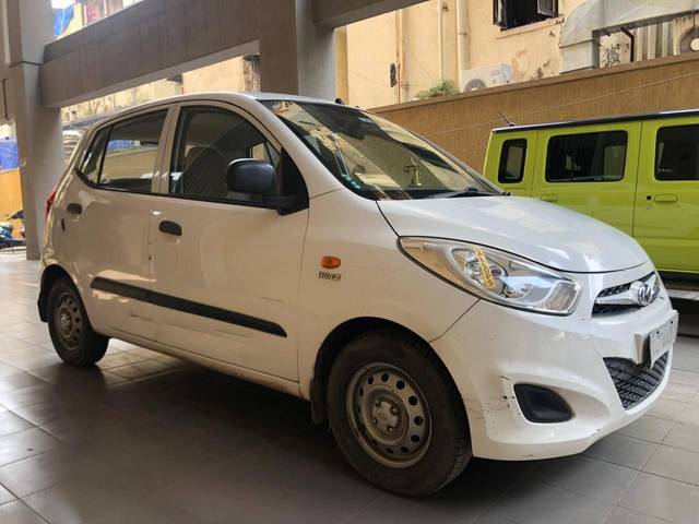 https://images10.gaadi.com/usedcar_image/4256252/original/processed_f91380ed77d6cd42780dc0ab8e343af9.jpg?imwidth=6400