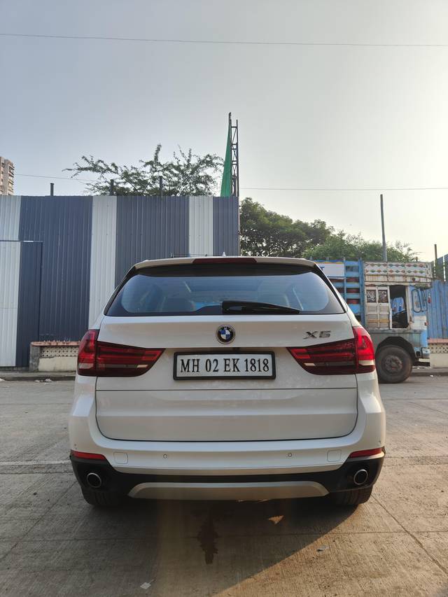 https://images10.gaadi.com/usedcar_image/4256345/original/processed_3b51a9da08d0b1449e1efc27b226f66b.jpg?imwidth=6402