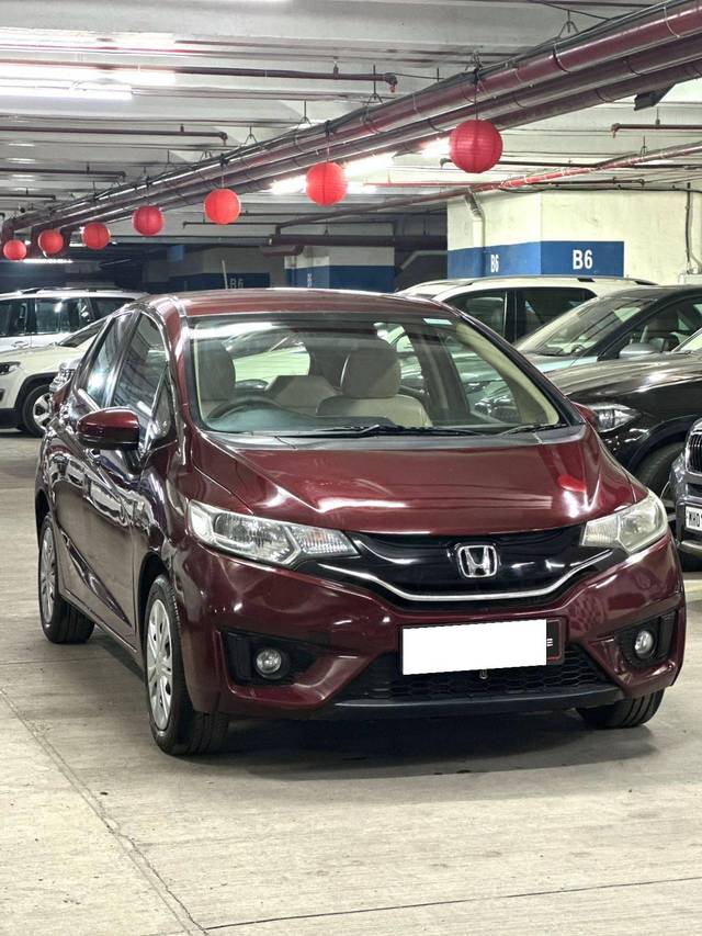 https://images10.gaadi.com/usedcar_image/4256375/original/processed_431415dc4f39105a4fd27e26cc43f9b0.jpg?imwidth=6400