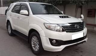 Toyota Fortuner 2011-2016 Toyota Fortuner 4x2 AT TRD Sportivo