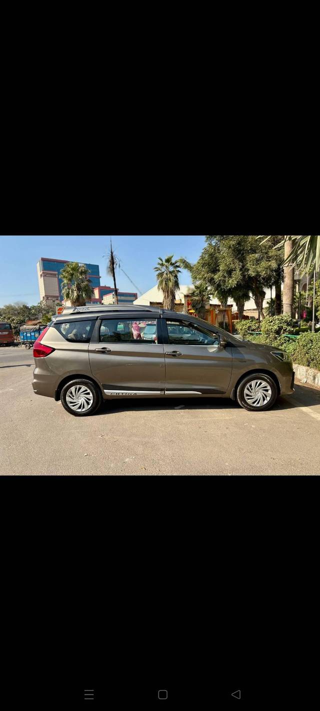 https://images10.gaadi.com/usedcar_image/4256444/original/processed_c9af25a977cc4bfdad055b349fa161bb.jpg?imwidth=6401