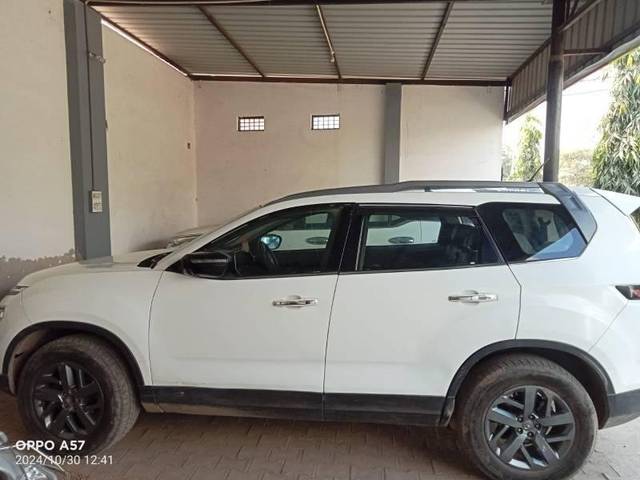 https://images10.gaadi.com/usedcar_image/4256449/original/processed_da33ad57-6438-4a3e-9d9f-bc82f79f48f8.jpg?imwidth=6400